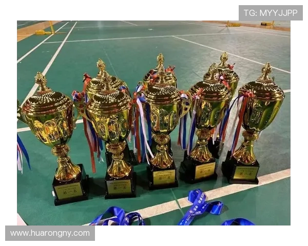 广州羽毛球队以50分领跑锦标赛积分榜展现强劲实力